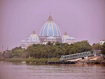 কী ঘটল মায়াপুরে?