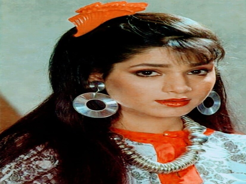 নীলম হাই ক্লাস ছিলেনগোবিন্দা বলেছিলেন যে নীলম একজন উচ্চাভিলাষী মেয়ে। যখনই তিনি বিয়ের প্রসঙ্গ তুললেন, নীলম অন্য কথা বলতে শুরু করতেন। তিনি এক নম্বর নায়িকা হতে চেয়েছিলেন। গোবিন্দা বলেছিলেন, ‘'নীলম হাইক্লাস এবং আমি গ্রাম্য। হয়তো আমাদের বিয়ে সফল হতো না এবং নীলম এটা বুঝতে পেরেছিল।’’