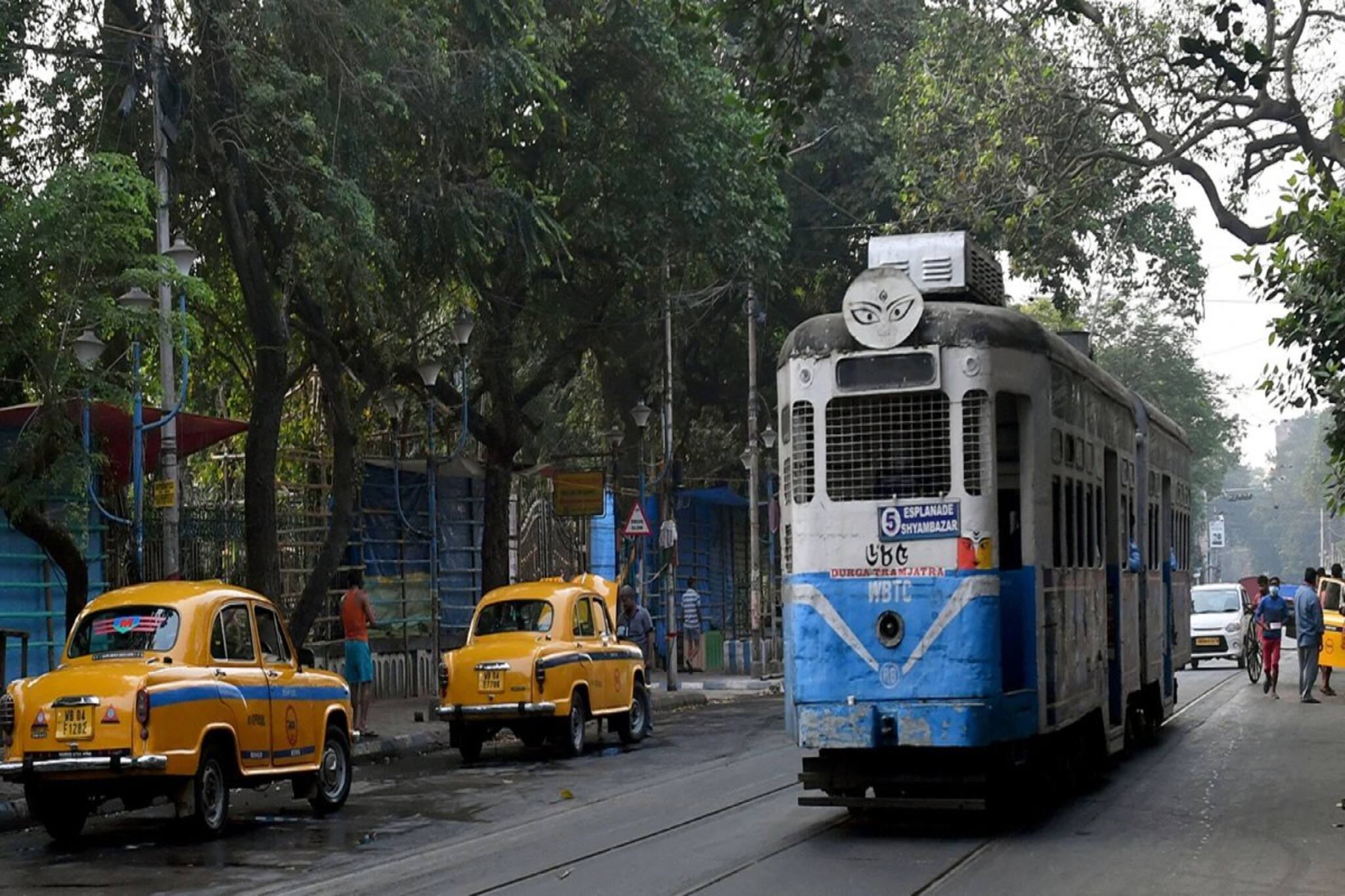 ট্রাম বাঁচানোর উদ্যোগ,শহরের কোনও ট্রামলাইন আপাতত বুজিয়ে ফেলা যাবে না, নির্দেশ হাই কোর্টের