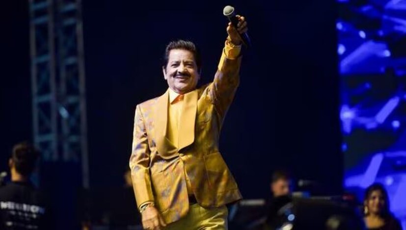 এই পদক্ষেপটি বলিউডে তার সাফল্যের সংগ্রামের সূচনা করে। সুরকার রাজেশ রোশন যখন তার প্রতিভাকে স্বীকৃতি দেন, তখন তার বড় সাফল্য আসে, যার ফলে তিনি &quot; কেয়ামত সে কেয়ামত তক&quot; থেকে &quot;পাপা কেহতে হ্যায়&quot; গানটি পরিবেশন করেন । গানটি তাৎক্ষণিকভাবে জনপ্রিয় হয়ে ওঠে এবং অল্প সময়ের মধ্যেই তাকে শীর্ষস্থানীয় প্লেব্যাক গায়কদের একজন করে তোলে। 