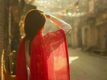 এই মহিলাই পৃথিবীর সবচেয়ে ভাগ্যবতী মহিলা! কেন তিনি এত ভাগ্যবতী জানেন? এই মহিলাই পৃথিবীর সবচেয়ে ভাগ্যবতী মহিলা! কেন তিনি এত ভাগ্যবতী জানেন?