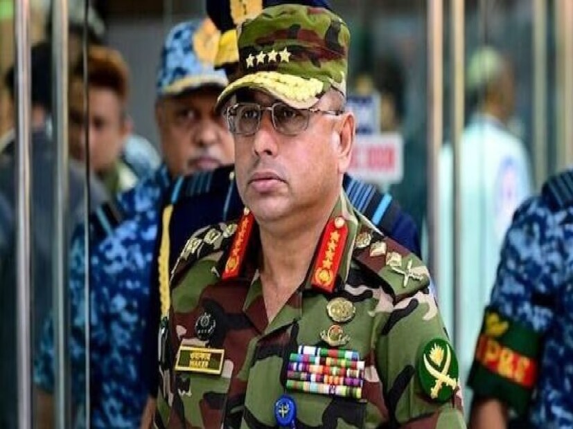 তবে সেনাবাহিনীর রবিবারের দীর্ঘ বৈঠকের পর ছাত্রনেতাদের মধ্যেই ভাঙন দেখা গিয়েছে। NCP-এর প্রধান সমন্বয়কারী নাসিরউদ্দিন পাটোয়ারী বলেছেন, &quot;এত বড় বৈঠকের কথা প্রকাশ্যে আনা ঠিক হয়নি।&quot;