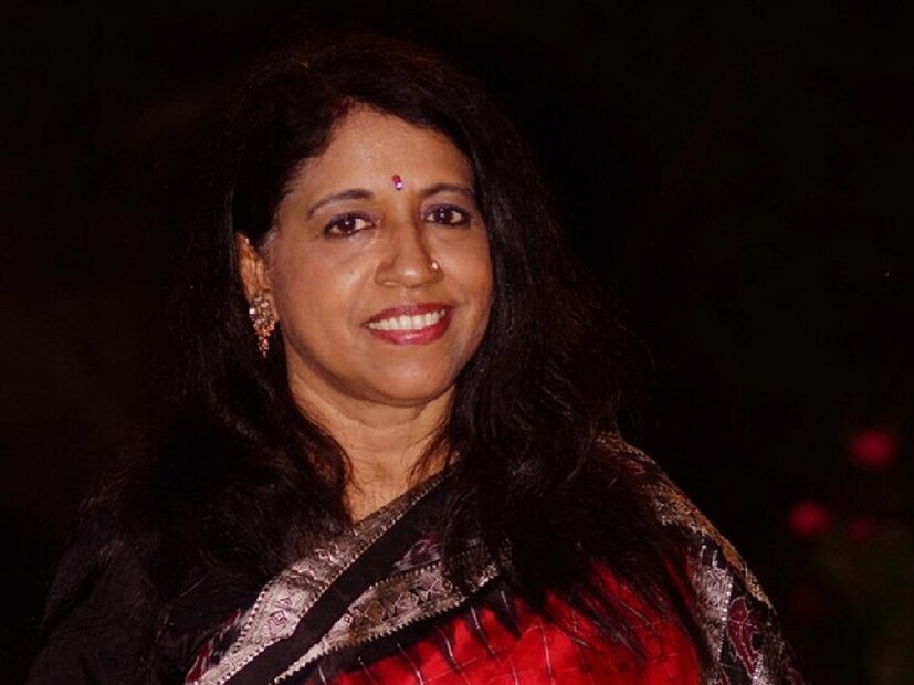 হিন্দি ছবিতে তাঁর প্রথম বড় ব্রেক ১৯৮৫ সালে, ‘প্যায়ার ঝুকতা নহি’ ছবিতে। এরপর ‘মিস্টার ইন্ডিয়া’, ‘১৯৪২: আ লভ স্টোরি’, ‘ইয়ারানা’, ‘অগ্নিসাক্ষী’, ‘খামোশি’-র মতো ছবিতে তাঁর গান ইন্ডাস্ট্রিতে পায়ের তলায় জমি শক্ত করে।