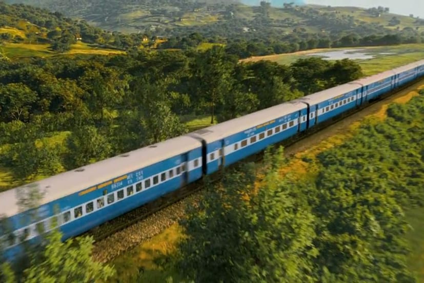 প্রতিবেদন অনুসারে, প্রতিদিন প্রায় আড়াই কোটি মানুষ ভারতীয় রেলপথে ভ্রমণ করেন। এই যাত্রীদের ভ্রমণের সুবিধার্থে, রেলওয়ে প্রতিদিন হাজার হাজার ট্রেন পরিচালনা করে। রেলওয়েও সময়ে সময়ে তাদের নেটওয়ার্ক আপডেট করে।