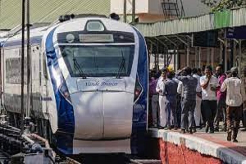 বর্তমানে ১২টি কামরায় স্লিপার ক্লাস এসি, ৮টি জেনারেল ক্লাস যা দেশের কম আয় সম্পন্ন মানুষদের যাতায়েতের ক্ষেত্রে একটি বড়সড় সুযোগ সুবিধা নিয়ে আসতে পারে ৷ প্রতীকী ছবি ৷