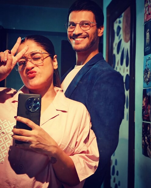 এই সময়টা নিয়মিত কাজ করেছেন অনিন্দিতা৷ তেঁতুলপাতা সিরিয়ালে তিনি কাজ করেন৷ ডেলিভারির সপ্তাহখানেক আগে ফেব্রুয়ারি মাসের মাঝামাঝি সময়ে কাজ থেকে বিরতি নেন তিনি। 