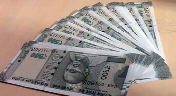 টাকার বিছানায় শুয়ে, এমনকী রয়েছে নিজস্ব প্লেনও! কোন টলি নায়িকা এত বড়লোক?