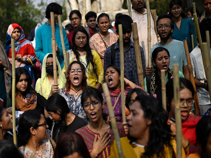 বাংলাদেশি বিশ্ববিদ্যালয়গুলির ক্ষেত্রে লস্কর-ই-তৈবার শোষণ তিনটি মূল স্তম্ভের উপর নির্মিত: স্থানীয় মৌলবাদীদের সঙ্গে ভাবধারাগত মিল, বিশ্ববিদ্যালয়গুলির প্রাতিষ্ঠানিক ক্ষয় এবং আন্তঃসীমান্ত দায়মুক্তি। আইএসআই-এর সহায়তায় লস্কর-ই-তৈবা বহুস্তরীয় কৌশলের মাধ্যমে কাজ করে যা ভাবধারাগত নেটওয়ার্ক, প্রাতিষ্ঠানিক দুর্বলতা এবং আন্তঃসীমান্ত অপারেশনাল লজিস্টিকসকে একত্রে সুযোগ নেয়।