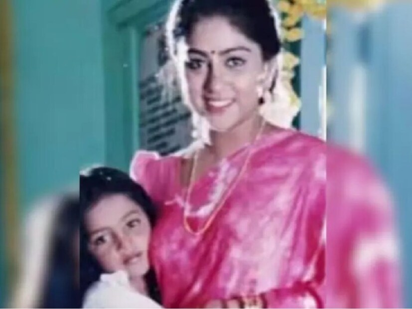 HS Keerthana IAS বর্তমান পোস্টিং: IAS HS Keerthana বর্তমানে কি করছেন?আইএএস এইচএস কীরতানা বর্তমানে কর্ণাটকের মান্ডা জেলায় সহকারী কমিশনার হিসেবে কর্মরত আছেন। এটি ছিল তার প্রথম পোস্টিং, এরপর তিনি প্রবেশন মেয়াদ শেষ করেন এবং এখন একই পদে কর্মরত আছেন।