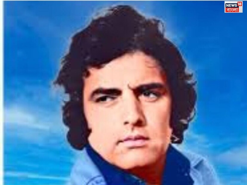 বড় হয়ে, ফিরোজ তাঁর সুন্দর চেহারা সম্পর্কে সচেতন ছিলেন এবং অল্প বয়সে মডেলিং করার সিদ্ধান্ত নেন, যার কারণে তিনি বেঙ্গালুরু থেকে মুম্বই চলে যান। তিনি ১৯৬৫ সালে আরজু চলচ্চিত্রে আত্মপ্রকাশ করেন, যাঁ তাকে একজন উল্লেখযোগ্য চলচ্চিত্র তারকা হিসেবে প্রতিষ্ঠিত করে।