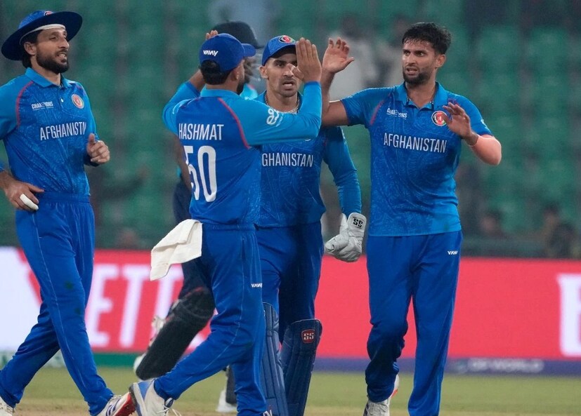 গত বছর গ্রেটার নয়ডায় আফগানিস্তান ও নিউজিল্যান্ডের একটি টেস্ট ম্যাচ বৃষ্টির কারণে বাতিল হয়ে যায়। তবে শুধু বৃষ্টি নয়, স্টেডিয়ামের অব্যবস্থাপনাও বড় সমস্যা হয়ে দাঁড়িয়েছিল। সব মিলিয়ে অসন্তুষ্ট ছিল উভয় দলই। 