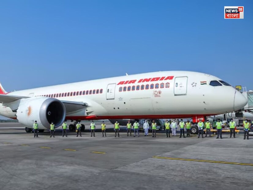 কলকাতা: আহমেদাবাদের ভয়াবহ বিমান দুর্ঘটনার পর বিমান ভ্রমণের নিরাপত্তা নিয়ে বহু প্রশ্ন উঠছে।এয়ার ইন্ডিয়ার বোয়িং বিমান AI-171 অহমদাবাদের সর্দার বল্লভভাই পটেল বিমানবন্দর থেকে ওড়ার মাত্র ৫ মিনিট পরেই ভেঙে পড়ে ও আগুনের গোলায় পরিণত হয়। এই দুর্ঘটনার পর বোয়িং বিমানের নিরাপত্তা আবারও প্রশ্নের মুখে পড়েছে। আহমেদাবাদ দুর্ঘটনার পর একাধিক খবর সামনে এসেছে—
কখনও বিমানের জরুরি অবতরণ করাতে হয়েছে, তো কখনও প্রযুক্তিগত ত্রুটির কারণে ফ্লাইট বাতিল করতে হয়েছে।