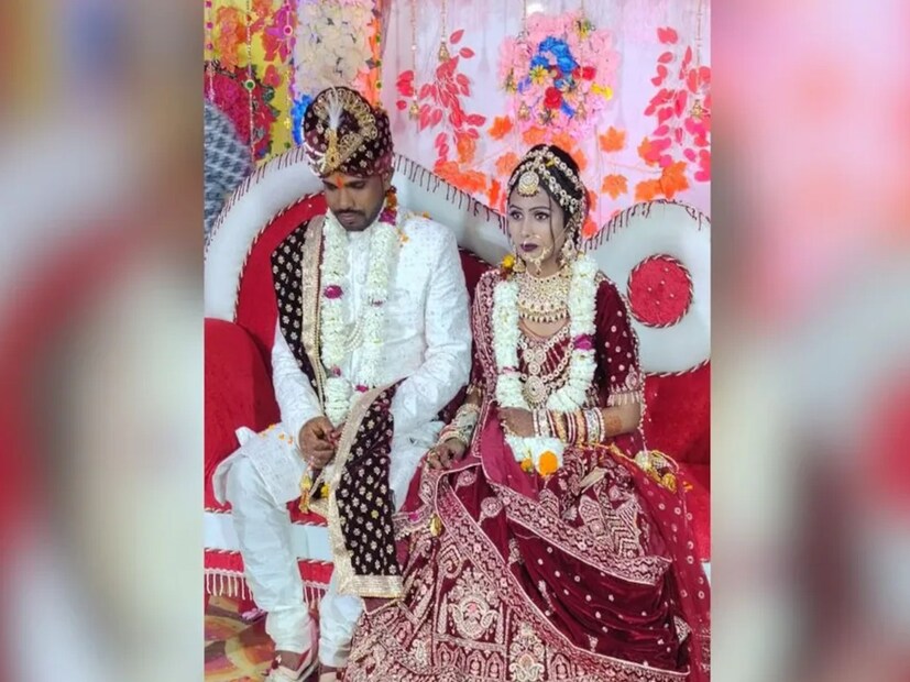 কিন্তু কী এমন আছে ময়নাতদন্তের ওই রিপোর্টে। আসলে তাতে জানা গিয়েছে যে, শেষ মুহূর্ত পর্যন্ত নিজের প্রাণ বাঁচানোর আপ্রাণ চেষ্টা করে গিয়েছিলেন নববধূ। কিন্তু লাভ হয়নি। নিজের প্রাণটুকুও বাঁচাতে পারেননি তিনি। 