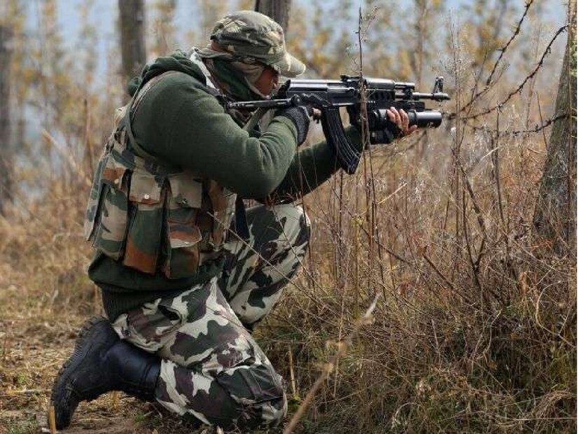 বর্তমানে ভারত বাংলাদেশ সম্পর্ক যে জায়গায় দাঁড়িয়ে সেখানে ফের সীমান্ত দিয়ে অনৈতিক কর্মকাণ্ডের উদ্বিগ্ন বিএসএফ৷ Photo- Representative  Input- Julfikar Molla