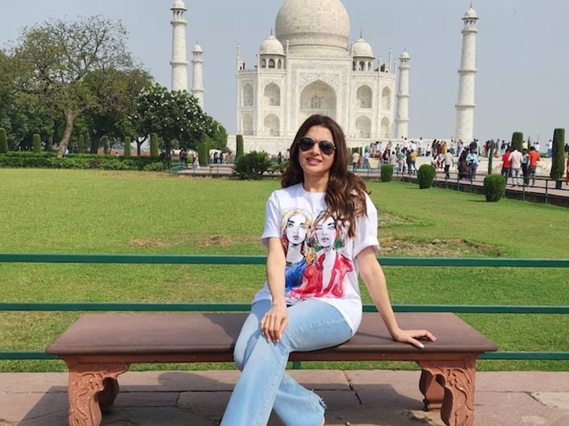 শোনা যায়, এই ছবি করার সময় থেকেই ব্যবসায়ী হিমালয় দাসানির সঙ্গে তাঁর আলাপ এবং তুমুল প্রেম। সলমন খান না কি প্রায়ই শ্যুটিংয়ের মাঝে হিমালয়ের প্রসঙ্গ তুলে ভাগ্যশ্রীকে খেপাতেন! কারণ যে তার ছিল, সে তো প্রথম ছবির পরেই বিয়ের সিদ্ধান্ত দেখে বোঝা গেল। এর পরেই শুরু হল এক অদ্ভুত খেলা। প্রযোজকদের সাফ জানিয়ে দিলেন নায়িকা- স্বামী ছাড়া আর কারও সঙ্গে তিনি ছবি করবেন না!