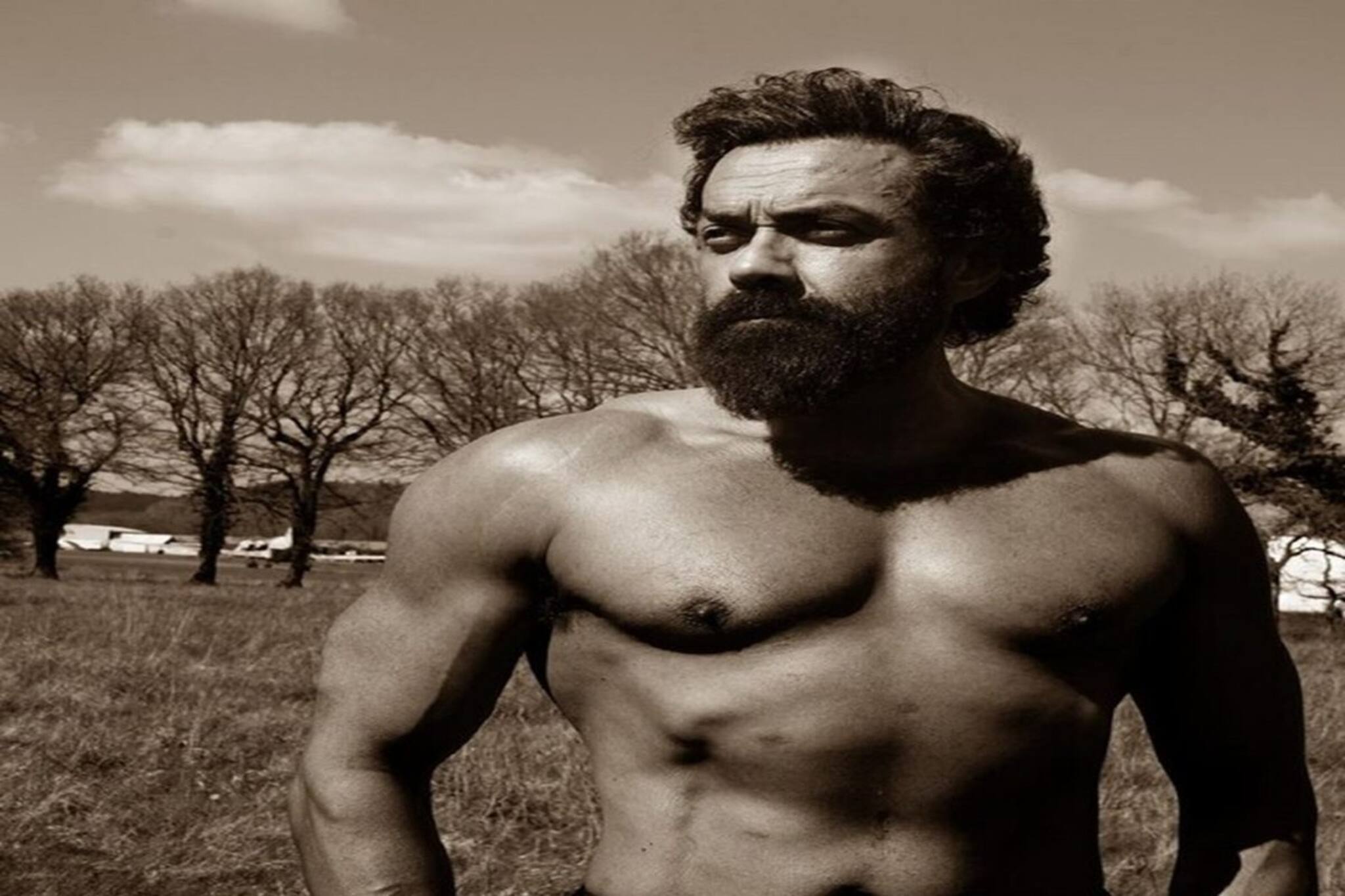 'মদের নেশায় চুর, বউয়ের টাকায় সংসার চলত', দরজায় দরজায় ঘুরে কী করতে হয়েছিল ববিকে? চমকাবেন