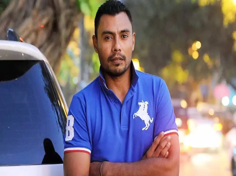 এবার পাকিস্তানের ক্রিকেটার দানিশ কানেরিয়া নিজের দেশকে নিয়ে বিস্ফোরক মন্তব্য করে বসলেন। পাক প্রধানমন্ত্রী শাহবাজ শরিফকে নিয়ে বড়সড় দাবি করে বসলেন তিনি। বললেন, পাক প্রধানমন্ত্রীর জন্যই সে দেশে জঙ্গিদের এত বাড়বাড়ডন্ত। 