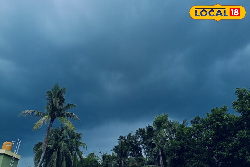 ভয়ানক ঝড় বৃষ্টি! সঙ্গে শিলাবৃষ্টি। ছিল পূর্বাভাস যে এমনটাই হবে। আকাশ ভেঙ্গে ঝড় বৃষ্টি হয় বাঁকুড়ায়। ঝড়ের বেগ এবং শিলাবৃষ্টির সাঁড়াশি চাপে ক্ষতির আশঙ্কা হয়েছে জেলার দিকে দিকে। ভয়ানক ঝড় বৃষ্টি! সঙ্গে শিলাবৃষ্টি। ছিল পূর্বাভাস যে এমনটাই হবে। আকাশ ভেঙ্গে ঝড় বৃষ্টি হয় বাঁকুড়ায়। ঝড়ের বেগ এবং শিলাবৃষ্টির সাঁড়াশি চাপে ক্ষতির আশঙ্কা হয়েছে জেলার দিকে দিকে।