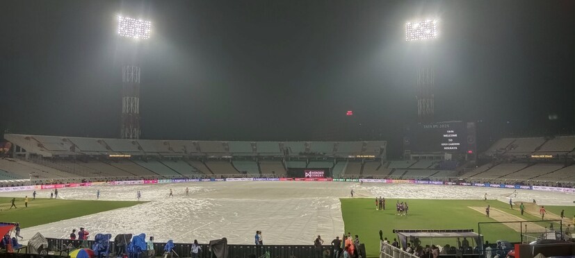 গত ২ দিন ধরেই দক্ষিণবঙ্গের একাধিক জেলায় চলছে কালবৈশাখী ঝড়-বৃষ্টি।  শনিবারও কলকাতায় বজ্র বিদ্যুত-সহ বৃষ্টির পূর্বাভাস দিয়েছে হাওয়া অফিস।
