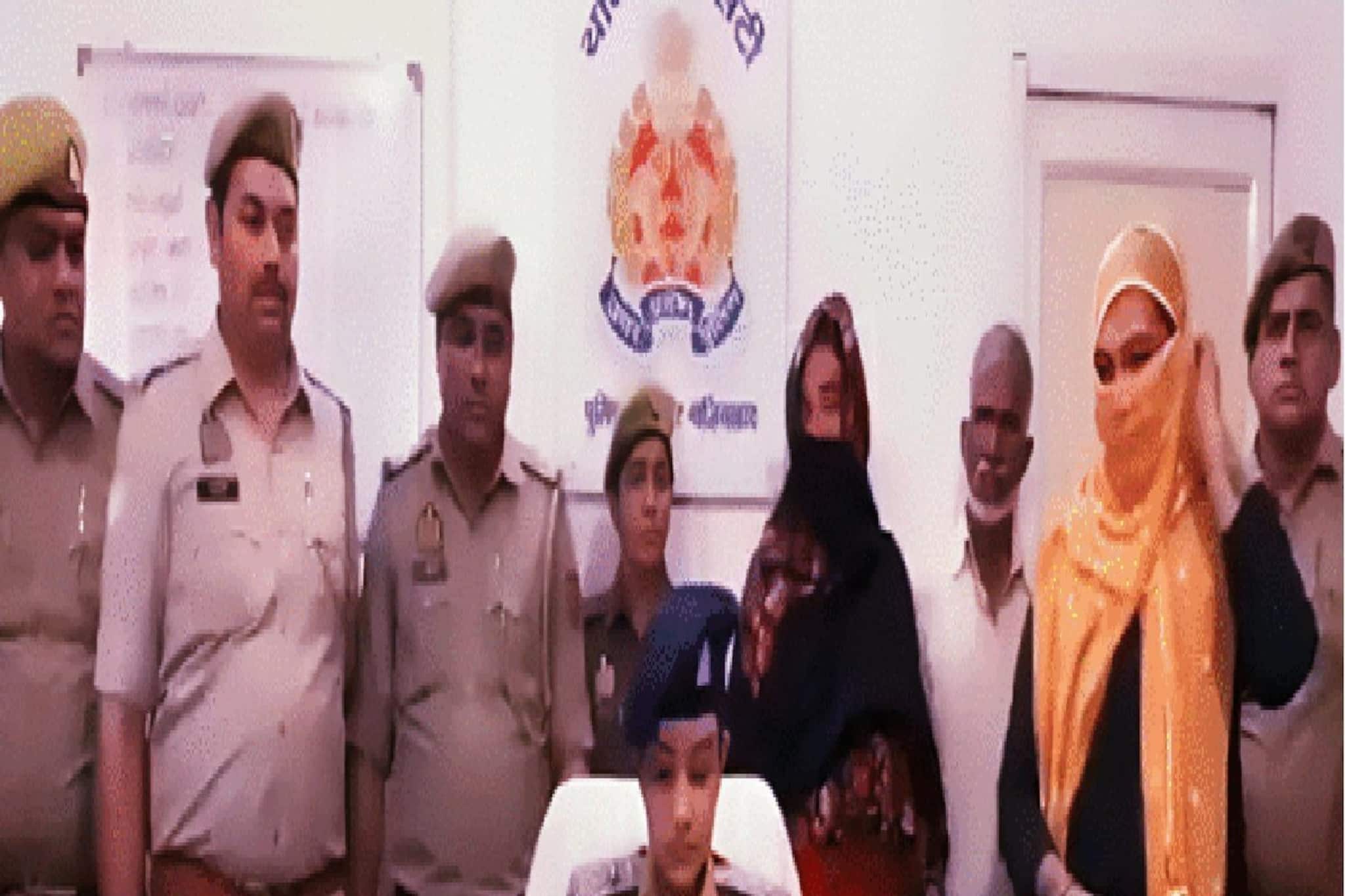 হতে চেয়েছিলেন 'গুরু', নিজেই নিজের পুরুষাঙ্গ কেটে ফেললেন ব্যবসায়ী! তার পরেই ভয়ঙ্কর কাণ্ড!