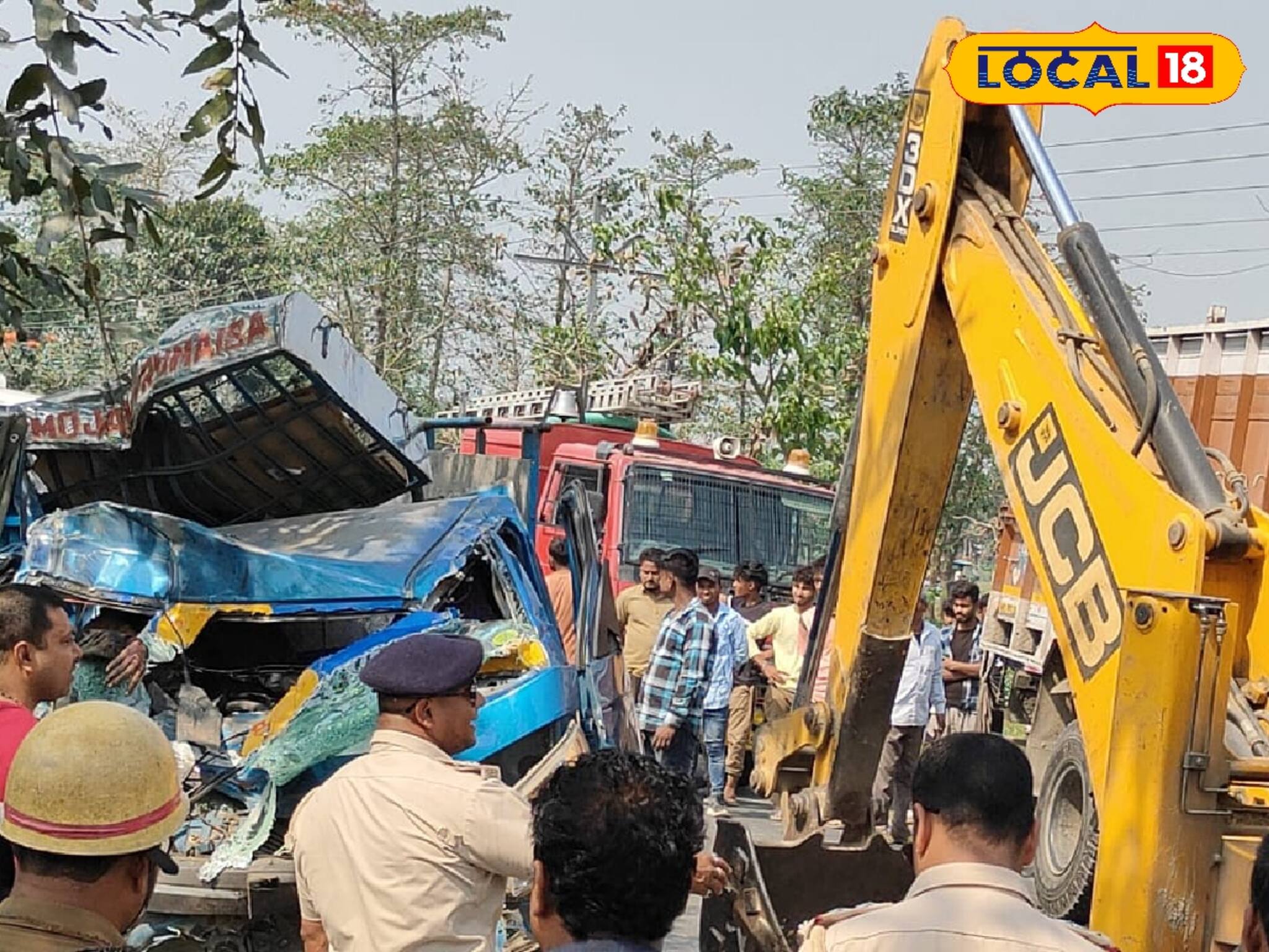 ট্রাক ও পিকআপের মুখোমুখি সংঘর্ষ! যা হল নিশিগঞ্জে আঁতকে উঠলেন সকলে