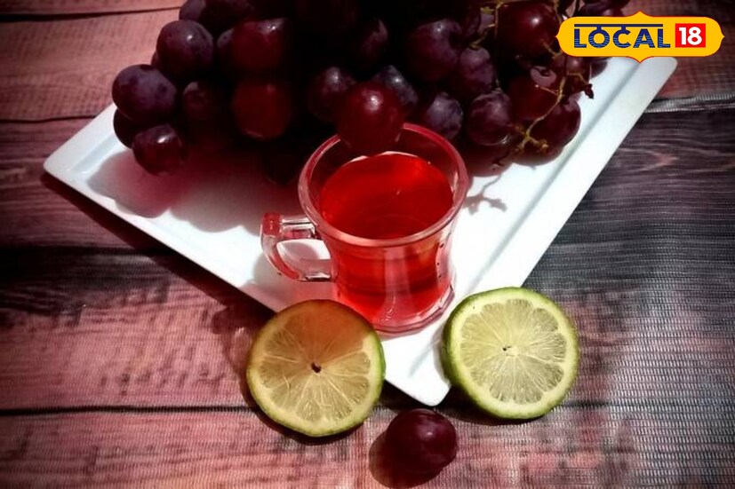 লাল আঙুরের সরবত - এটি একটি প্রাকৃতিক মিষ্টি জাতীয় ফল যা আমাদের শরীরে তাৎক্ষণিক শক্তির মাত্রা বাড়ায় এবং এতে প্রচুর অ্যান্টিঅক্সিডেন্ট ও থাকে যা আমাদের শরীরের প্রদাহকে কমায়।