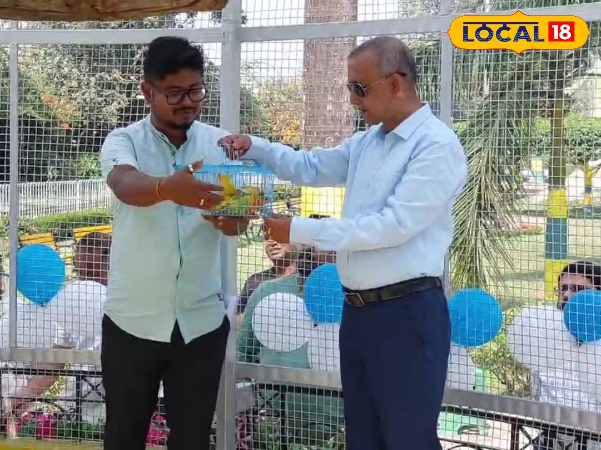 দেখা মিলবে লাভ বার্ড, কোকাটেল, কান্নুরের! লাখ লাখ টাকা খরচে এই পার্কে তৈরি হল অভিনব পাখিঘর