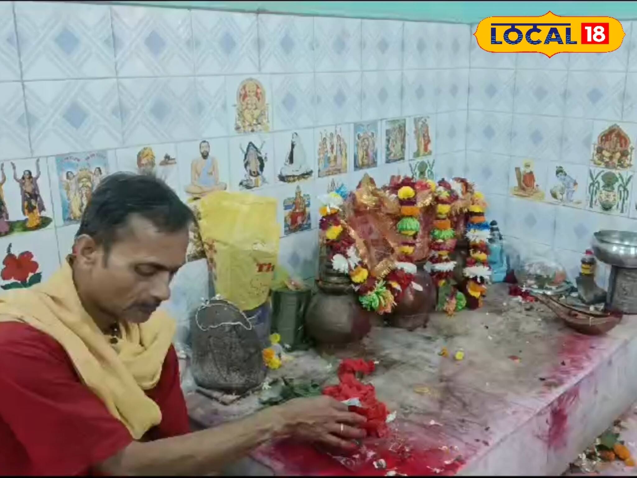 ফাল্গুন মাসে জাগ্রত এক প্রাচীন দেবীর পুজোয় মেতে ওঠেন শান্তিপুরবাসী