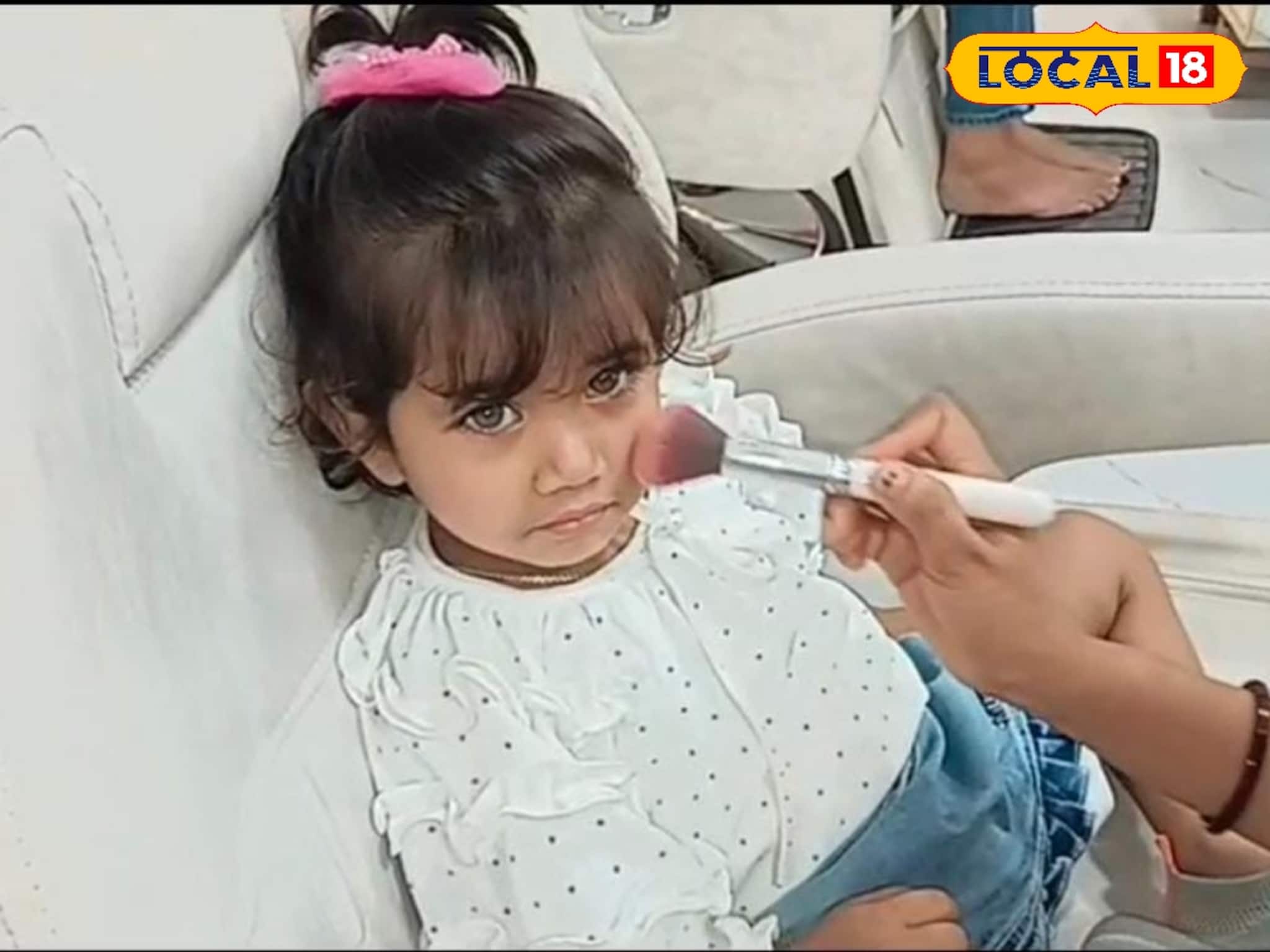 তিন মায়ের একই মেয়ে! কে এই শিশুকন্যা...? টিভি সিরিয়ালে জনপ্রিয় মেগাস্টার, চেনেন?