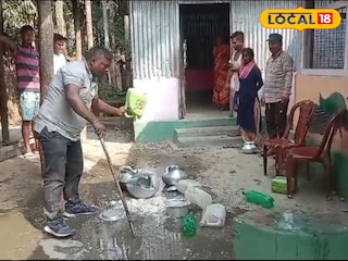 নষ্ট করা হচ্ছে চোলাই মদ তৈরির সরঞ্জাম  নষ্ট করা হচ্ছে চোলাই মদ তৈরির সরঞ্জাম
