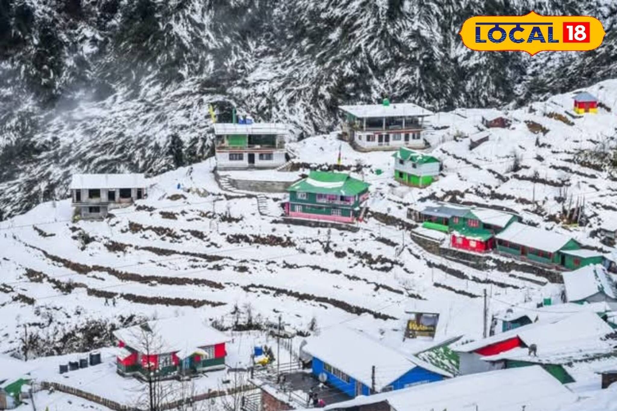 দোলে সিকিম যাওয়ার প্ল্যান? চলছে ভারী তুষারপাত, পর্যটকদের দ্রুত হোটেলে ফেরার নির্দেশ