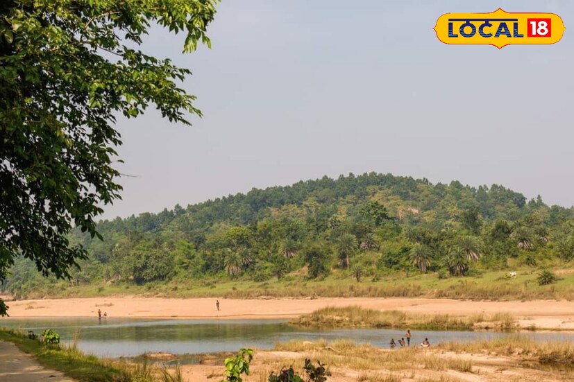 *পাহাড় বাদেও রয়েছে, একটি ইকো রিসর্ট। এই ইকো রিসর্টটিতে রয়েছে সব রকমের ব্যবস্থা। থাকা, খাওয়া, বাচ্চাদের জন্য পার্ক। প্রিয় মানুষের সঙ্গে হাঁটার জন্য সুন্দর রোম্যান্টিক রাস্তা। মূলত পাহাড় নদী ছাড়াও এই ইকোরিসোরিটি হচ্ছে মূল একটি আকর্ষণের জায়গা।