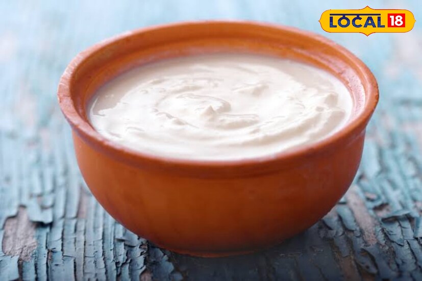 যাঁরা নিয়মিত জিমে যান, তাঁদের পেশিশক্তি বৃদ্ধি ও পেশির গঠন ও মেরামতির জন্য ইয়োগার্ট বেশি উপকারী। ইয়োগার্ট হাড় মজবুত করতে সাহায্য করে।