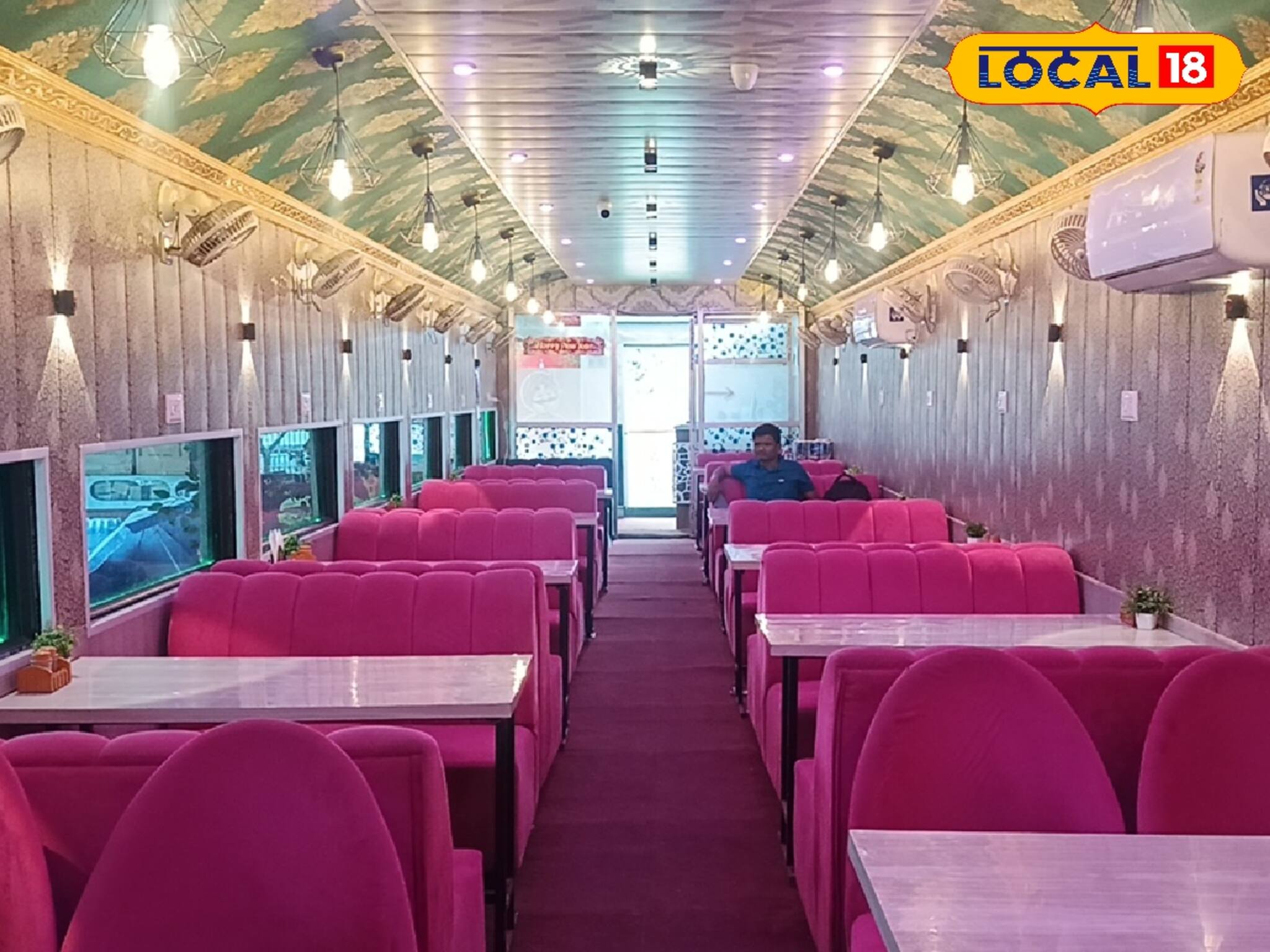 রেলের কামরায় বসে চাইনিজ থেকে জাপানিজ... ভাইরাল কোচবিহারের এই রেস্তরাঁ