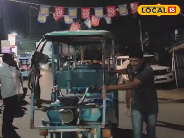 আটক করা টোটোর ছবি