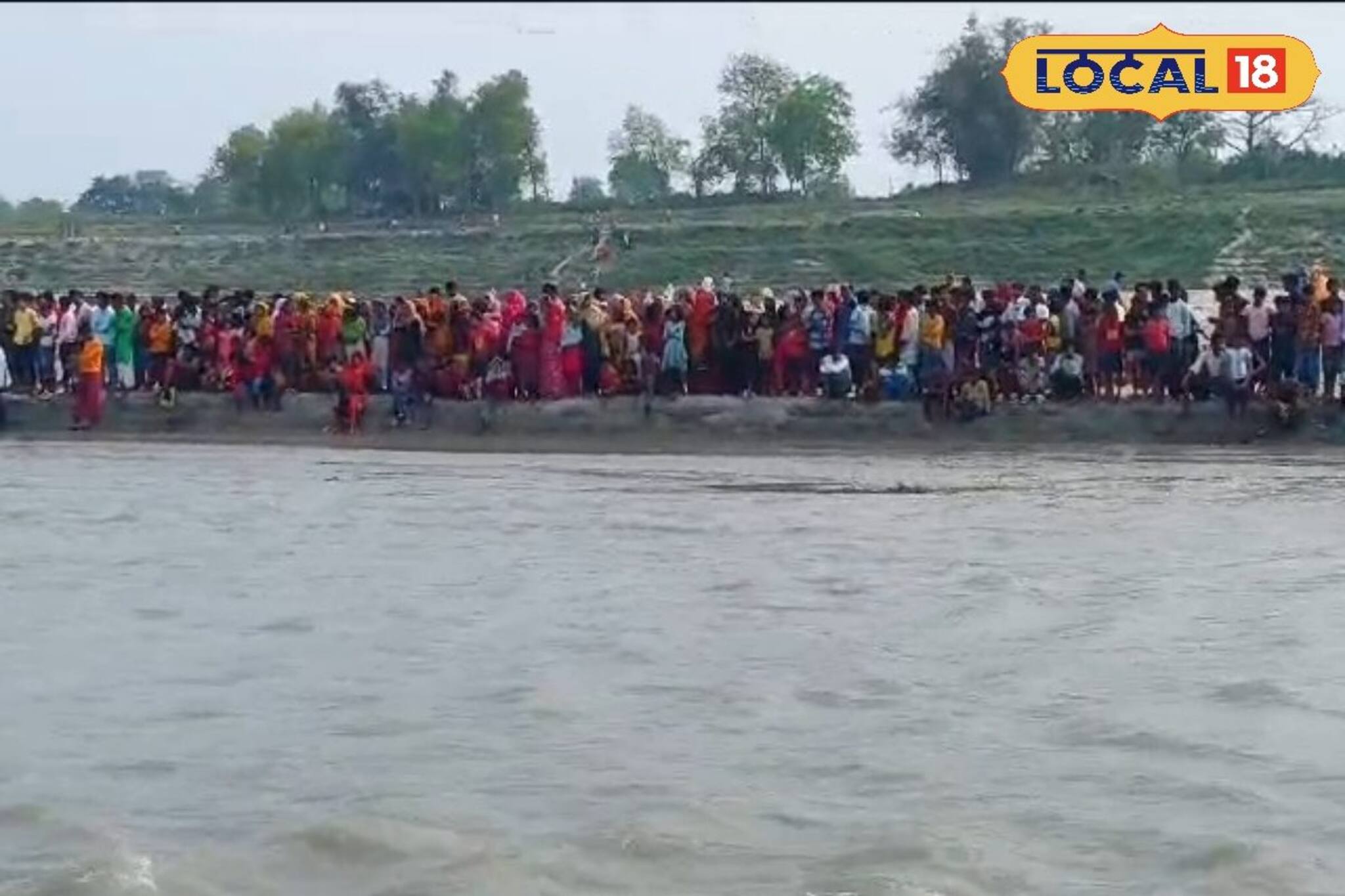 ফুটবল খেলতে গিয়ে ছাত্র, আর ফিরল না ঘরে! রঘুনাথগঞ্জে মর্মান্তিক ঘটনা