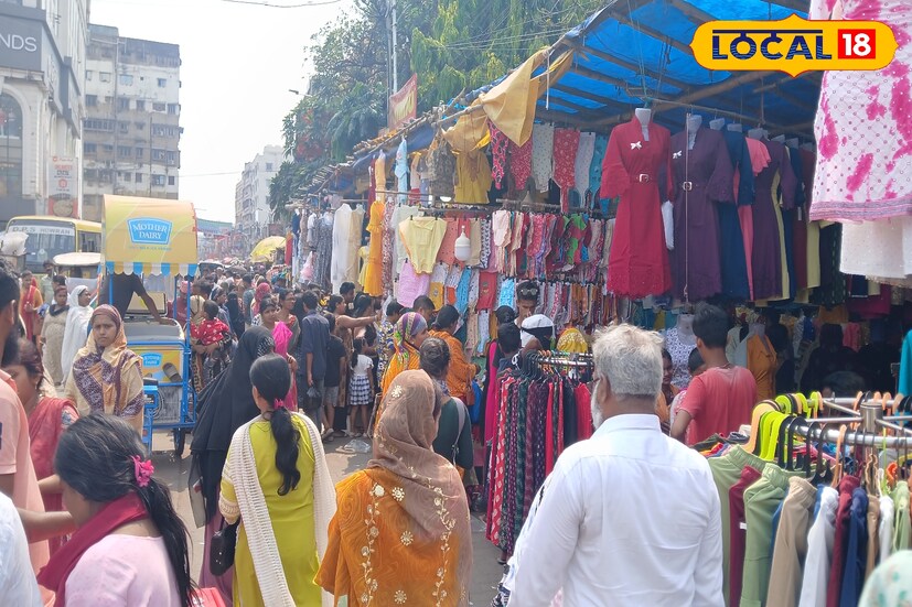 এশিয়ার অন্যতম প্রাচীন হাওড়ার মঙ্গলা হাট। দেশের বিভিন্ন প্রান্ত থেকে সারাবছর ক্রেতা বিক্রেতা হাজির হয় এখানে। খুচরো পাইকারি ক্রেতা বিক্রেতা স্কুলে প্রায় লক্ষাধিক মানুষের সমাগম ঘটে এখানে।
