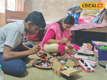 Creativity: খেলতে খেলতে ভেঙে ফেলেছিল মায়ের কানের দুল! সেই থেকে শিল্পী হয়ে উঠল সপ্তম শ্রেণীর ছাত্র