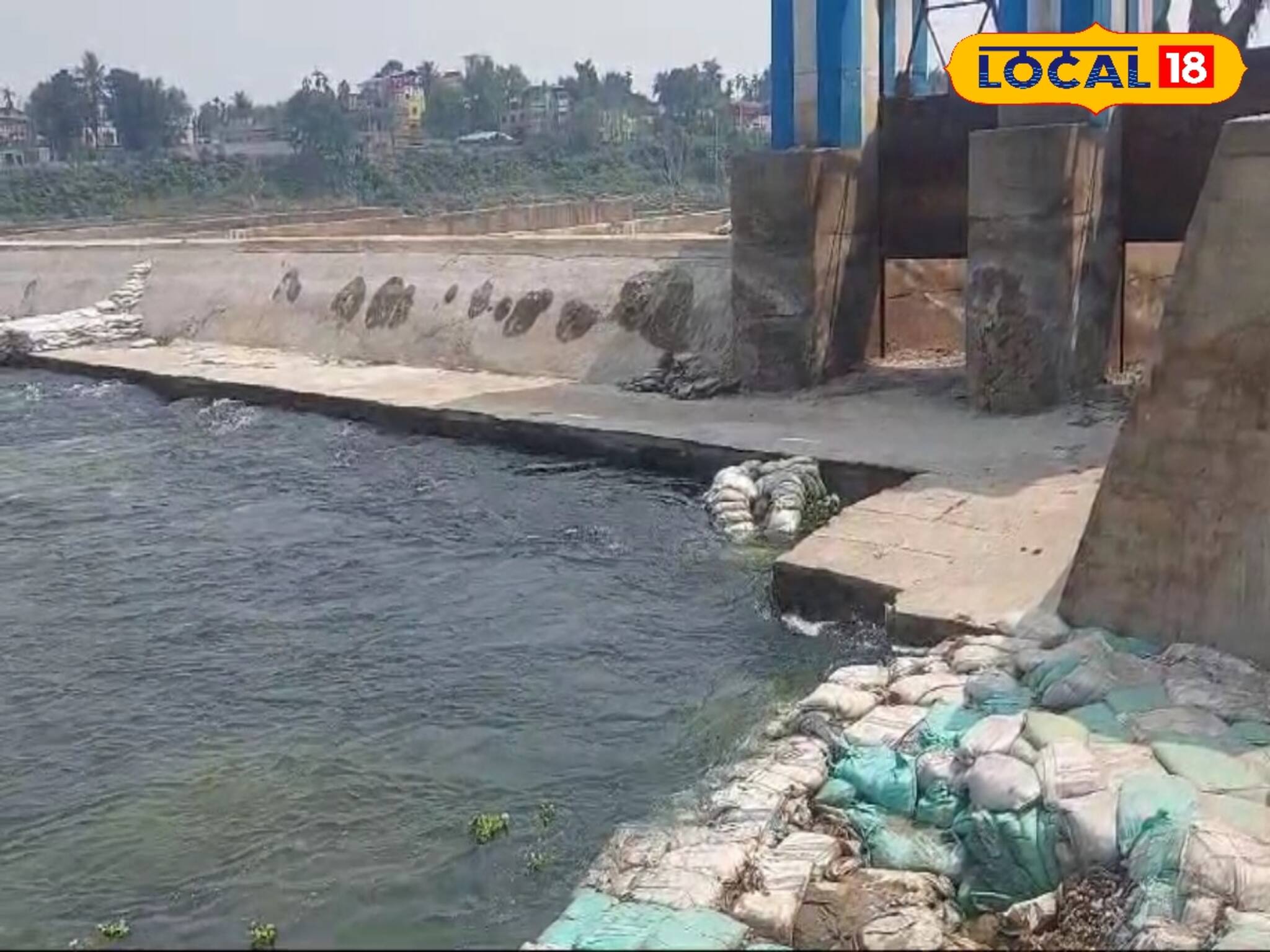 ধসে যাচ্ছে মাটি! ধপ করে ভেঙে পড়তে পারে ড্যামের গার্ডওয়াল! ব্যবস্থা না নিলে ভোগান্তি