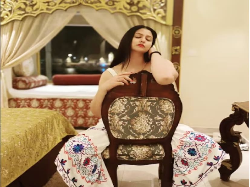 ইন্ডিয়া ডটকমের খবর অনুসারে, হাসিন জাহানের আইনজীবী আদালতকে জানান, ২০২০-২১ অর্থবছরে শামির বার্ষিক আয় ছিল ৭ কোটি টাকার বেশি। এর ভিত্তিতে তিনি মাসিক ১০ লক্ষ টাকার রক্ষণাবেক্ষণ ভাতার দাবিকে মান্যতা দিয়েছেন। hasin jahan Instagram page