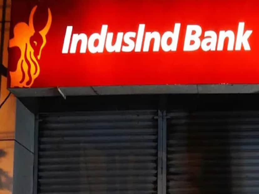 ইন্ডাসইন্ড ব্যাঙ্কের সিইও সুমন্ত কাঠপালিয়া জানিয়েছেন, ২০২৫ সালের মার্চের পর পরিস্থিতি স্বাভাবিক হয়ে যাবে। রয়টার্স-কে তিনি বলেছেন, ব্যাঙ্ক লাভ করছে ও মূলধন পরিস্থিতিও যথেষ্ট শক্তিশালী, তাই এই সমস্যা সামাল দেওয়া সম্ভব। পাশাপাশি তিনি জানিয়েছেন, জানুয়ারি-মার্চ ত্রৈমাসিকের শেষে পুরো ২০২৫ অর্থবর্ষের লাভের হিসেব দেওয়া হবে। 