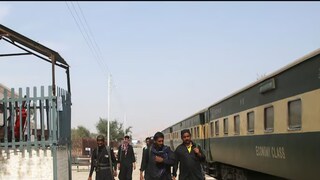 জাফর এক্সপ্রেসের সব পণবন্দিকে হত্যা করল বালোচরা? ছবি- রয়টার্স জাফর এক্সপ্রেসের সব পণবন্দিকে হত্যা করল বালোচরা? ছবি- রয়টার্স