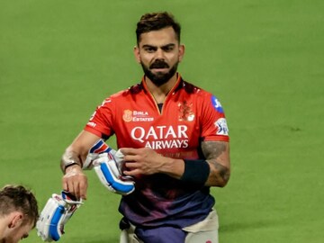 কেকেআরের বিরুদ্ধে মাঠে নামলেই কোহলি গড়বেন বিশ্বরেকর্ড! যা কোনও ভারতীয় ক্রিকেটারের নেই