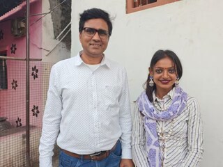 নিজেই মহাকুম্ভের ভাইরাল মোনালিসাকে দিয়েছিলেন অভিনয়ের প্রস্তাব! ধর্ষণের অভিযোগে গ্রেফতার সেই পরিচালক
