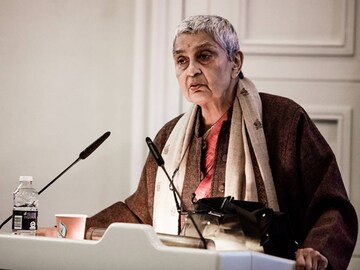 হোলবার্গ পুরস্কার-এ সম্মানিত হতে চলেছেন গায়ত্রী চক্রবর্তী স্পিভাক হোলবার্গ পুরস্কার-এ সম্মানিত হতে চলেছেন গায়ত্রী চক্রবর্তী স্পিভাক