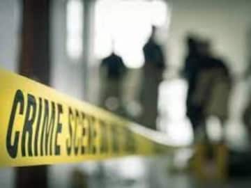 Crime News: গ্রামের বধূর সঙ্গে পরকীয়া…! যুবকের পরিণতি সাংঘাতিক, বনগাঁয় সাংঘাতিক কাণ্ড Crime News: গ্রামের বধূর সঙ্গে পরকীয়া…! যুবকের পরিণতি সাংঘাতিক, বনগাঁয় সাংঘাতিক কাণ্ড