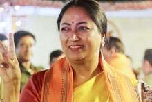 দূষণ রোধে বড় পদক্ষেপ, রাজধানীতে ১০ মাস রাস্তায় রাস্তায় জল ছিটানোর সিদ্ধান্ত রেখার
