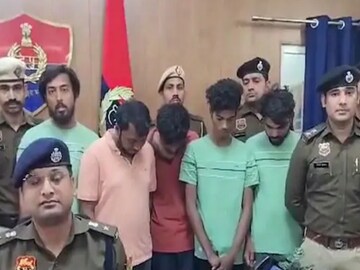 ক্লাস টেন পাশের ছেলেদের আয় কোটি কোটি টাকা ! থাকে এদিকে ভাড়া ঘরে