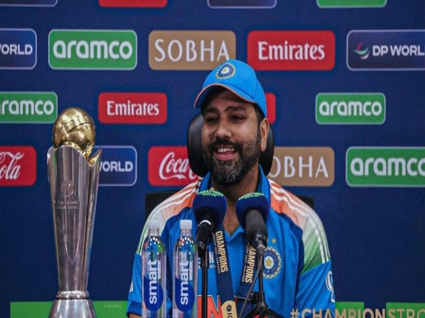 চ্যাম্পিয়ন্স ট্রফির আগে থেকেই রোহিতের অবসর নিয়ে জল্পনা চলছিল। জল্পনা ছিল কোহলির অবসর নিয়েও। কিন্তু চ্যাম্পিয়ন্স ট্রফি জয়ের পরেই রোহিত স্পষ্ট করে দেন এখনই তিনি অবসর নিচ্ছেন না। তা হলে কি ২০২৭ এর বিশ্বকাপেও থাকবেন রোহিত? ছবি- আইসিসি