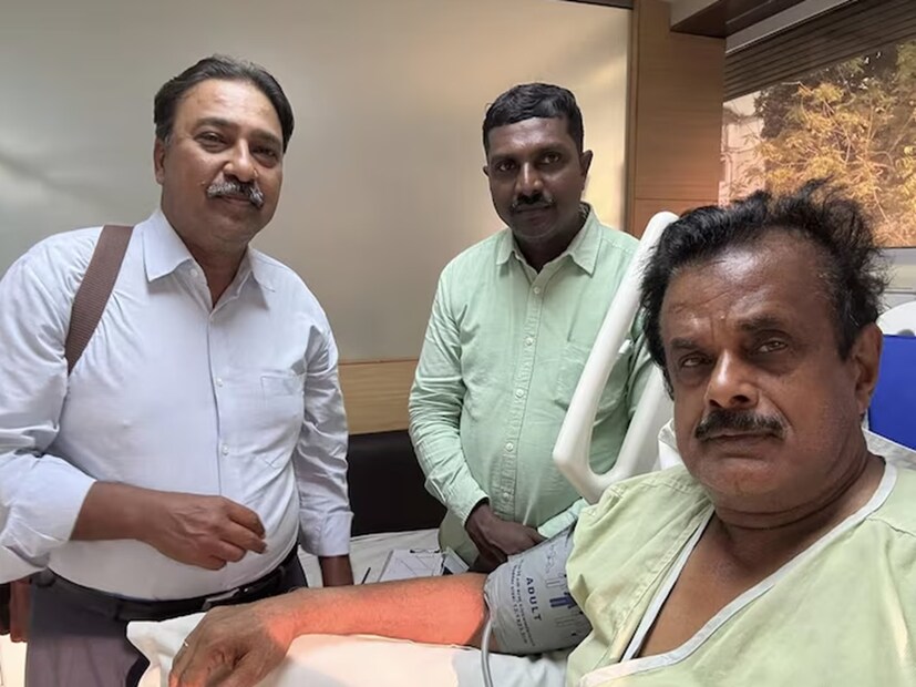 তিনি বললেন, &quot;এটা আমার জিনগত সমস্যার কারণে হতে পারে, অথবা এটি কোনও ভাইরাসের কারণে হতে পারে, অথবা এটি কোনও ধরনের ধাক্কার কারণেও হতে পারে&quot;। একদিন বেঁচে থাকার জন্য আমার ২ ইউনিট রক্ত এবং প্লেটলেটের প্রয়োজন।